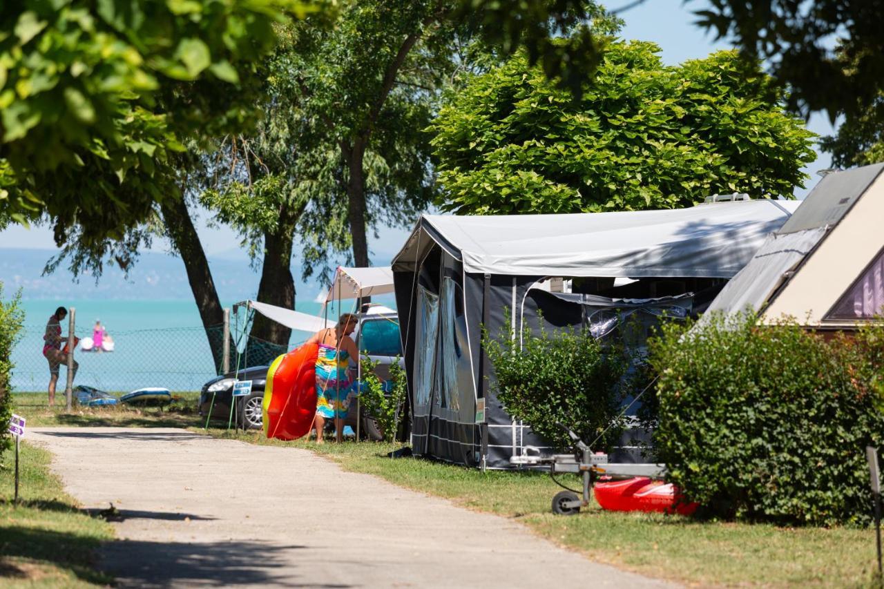 Aranypart Camping & Apartments Siófok Eksteriør bilde