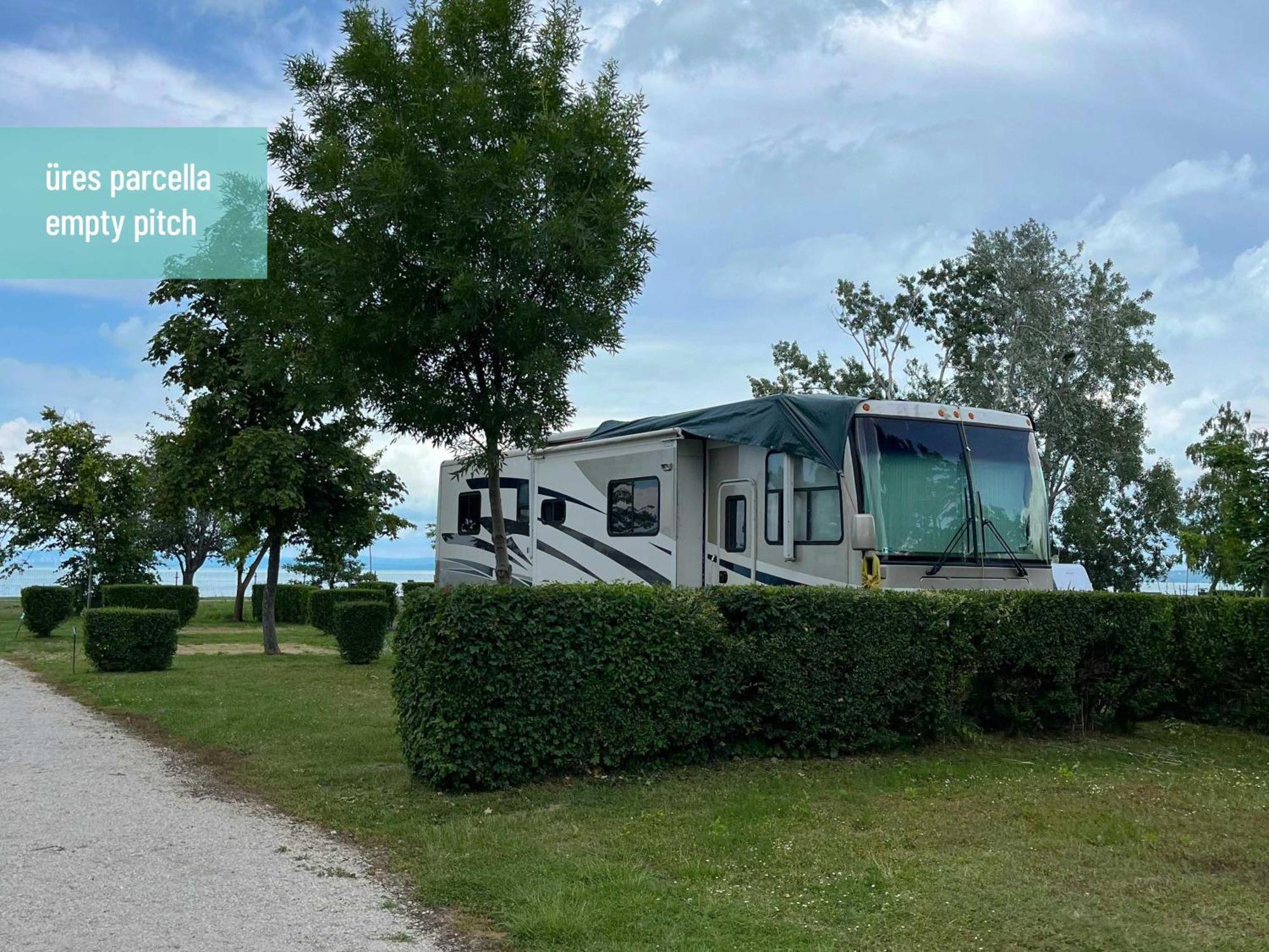Aranypart Camping & Apartments Siófok Eksteriør bilde